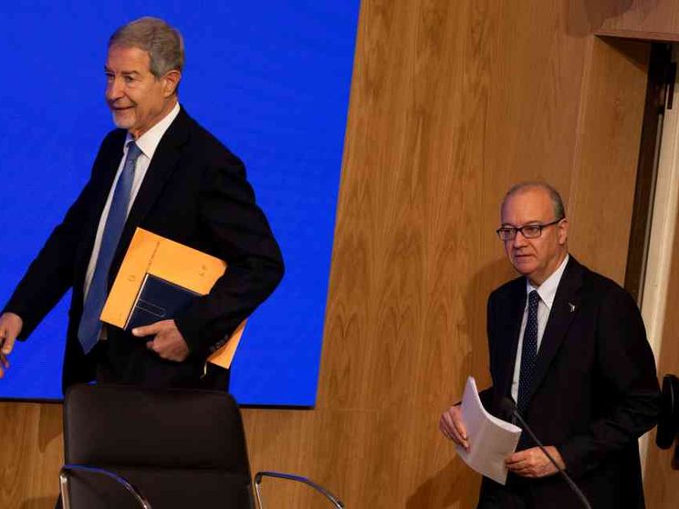 Arresti in flagranza per minacce ai prof. Freno ai corsi gender