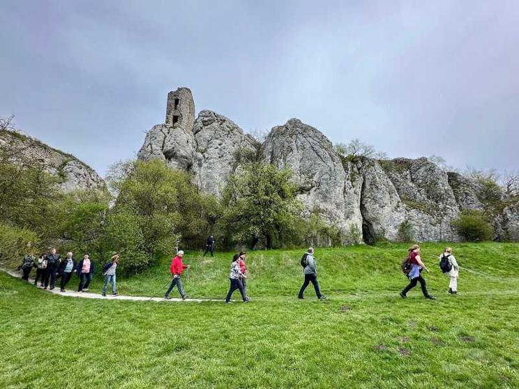 Pellegrini sul Monte Sacro che sovrasta Mikulov
