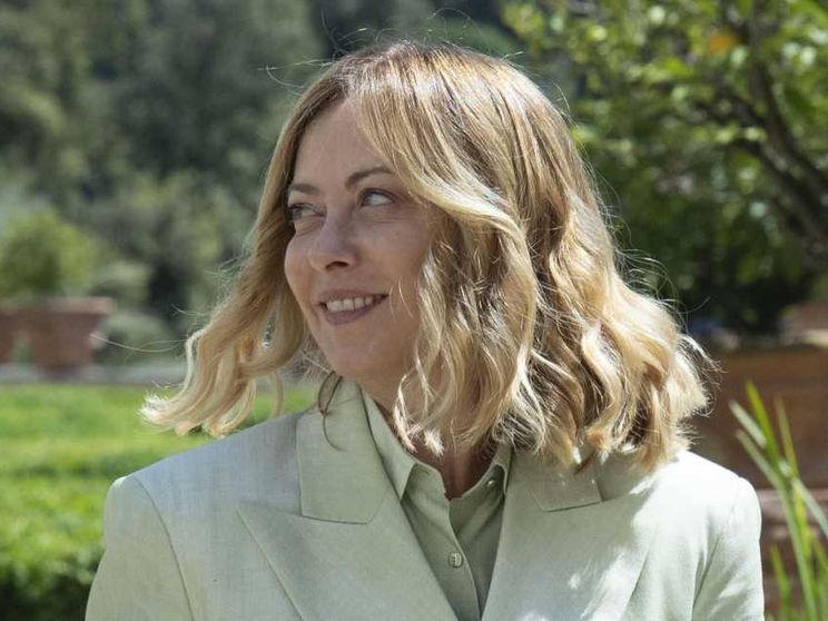 Meloni lancia la sfida per il 2027