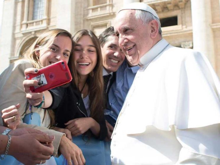 Relazione, verità, semplicità: la comunicazione secondo Francesco