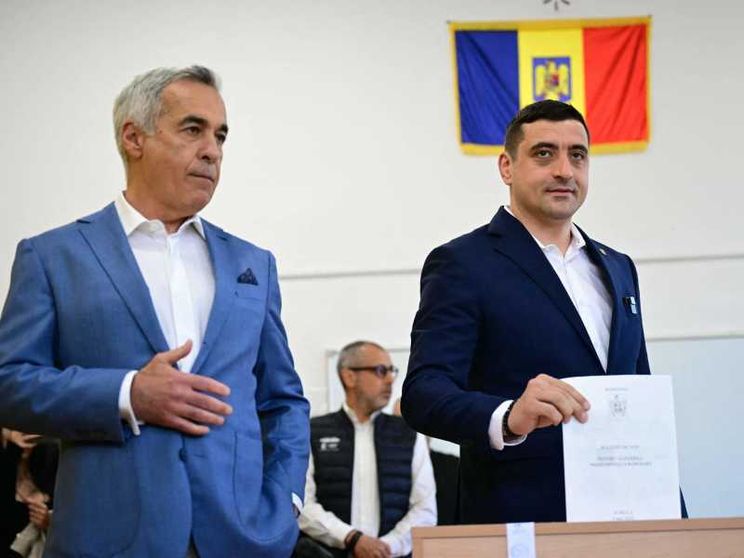 La Romania sceglie ancora l'estrema destra, Simion al 40% sfiderà Dan
