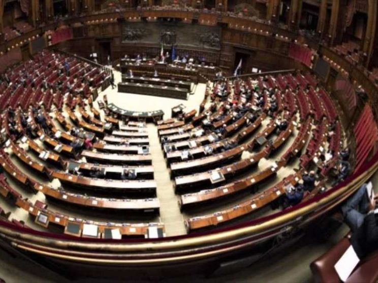 «Servizio, preghiera, consenso: un politico può essere santo?»