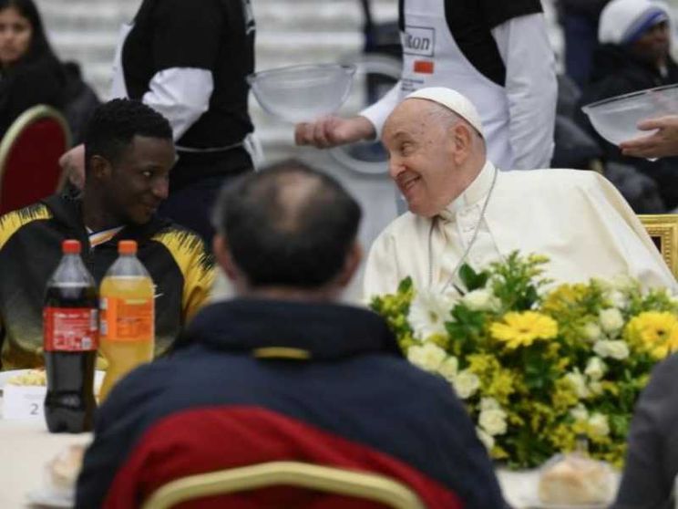 «Non imbalsamiamo l'esempio di Bergoglio»