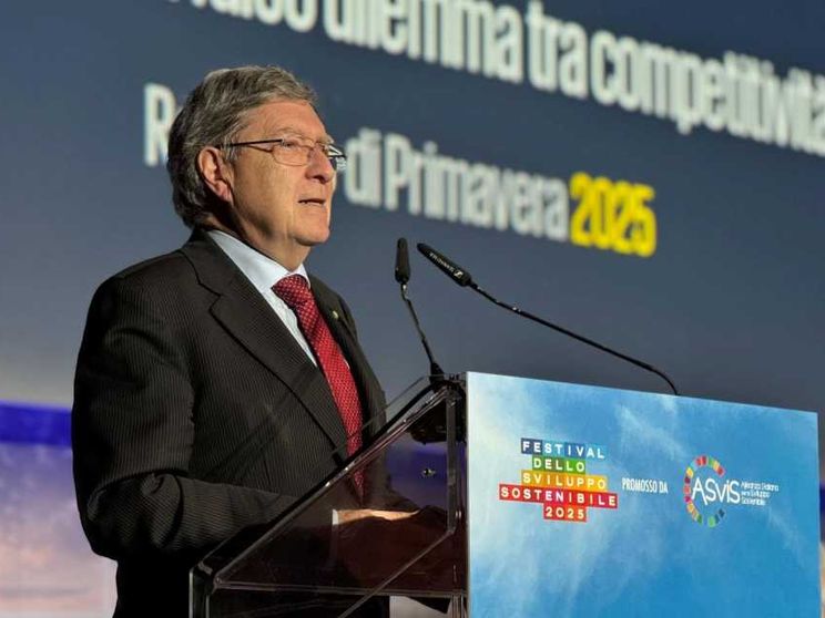 ASviS: investire in green e digitale farebbe salire il Pil dell'1,1% al 2035