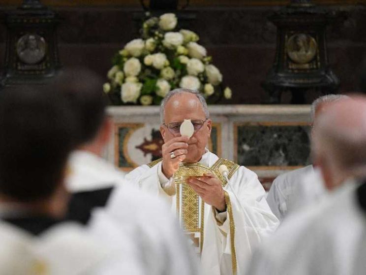 Il Papa: «Ridurre Gesù a superuomo è ateismo di fatto»