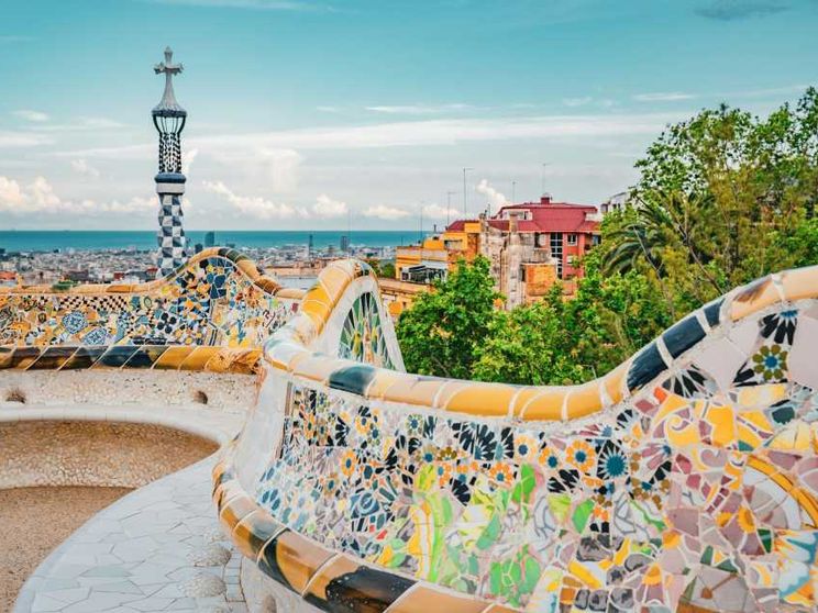 Ceramica, legno terra e plastica: nulla si distrugge, tutto si trasforma