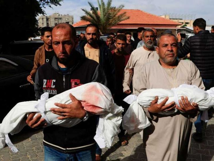 Trump: ci prenderemo Gaza per trasformarla in una «zona di libertà»