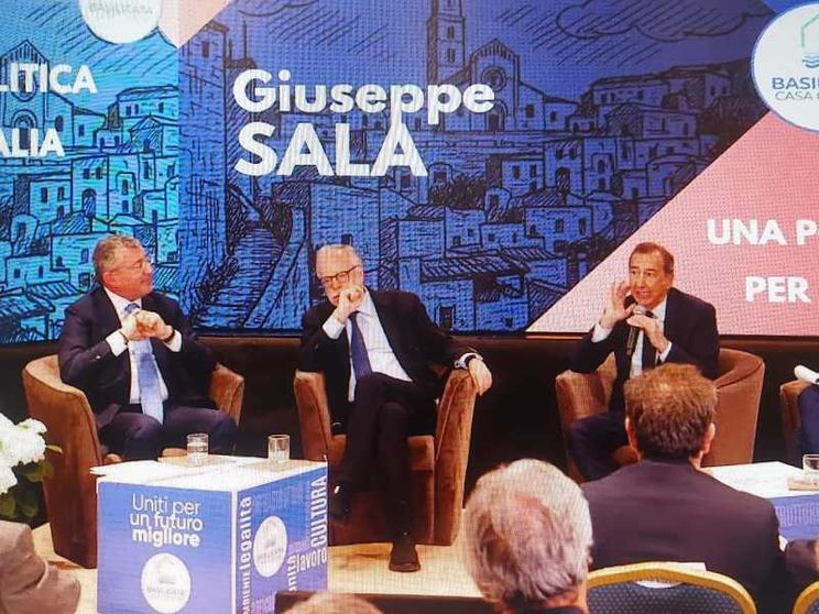 Cattolici-laici, Sala lancia la «casa comune» al centro