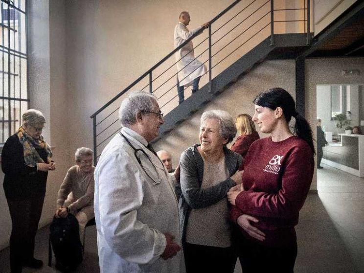 Così la Chiesa cattolica usa l'8xmille. Firmare fa bene a tutti