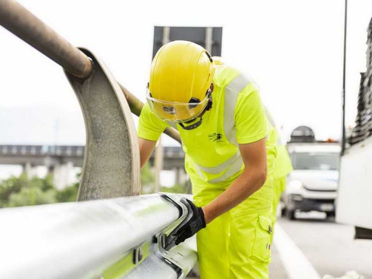 I dazi frenano export e investimenti, giù l'energia
