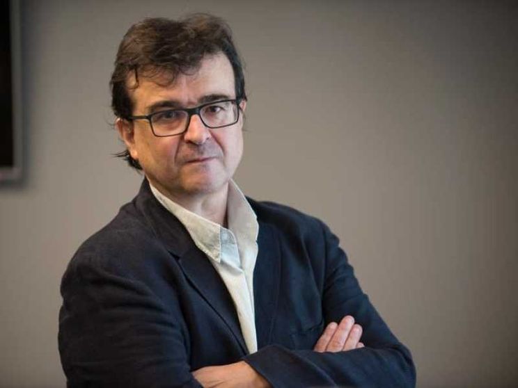 Javier Cercas: «Ecco perché la risata ci avvicina al divino»