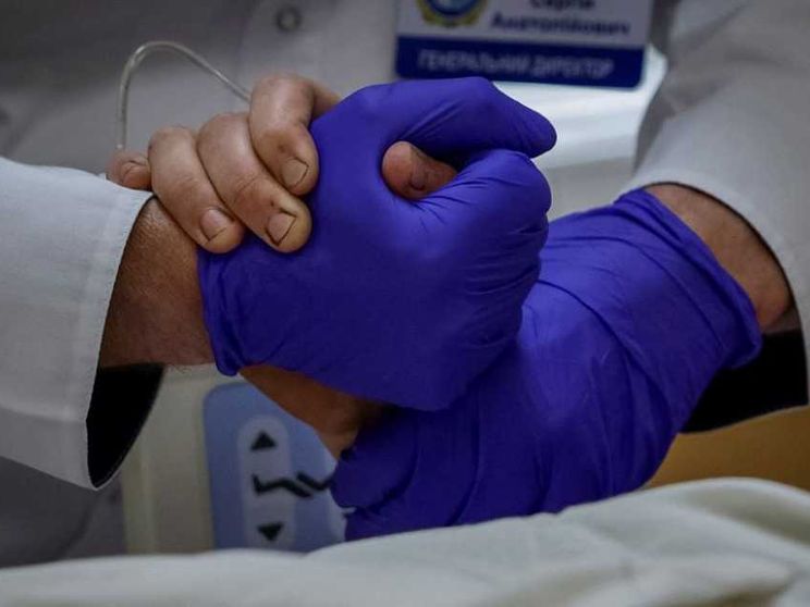 Prima le cure: la Consulta delimita i confini del suicidio assistito