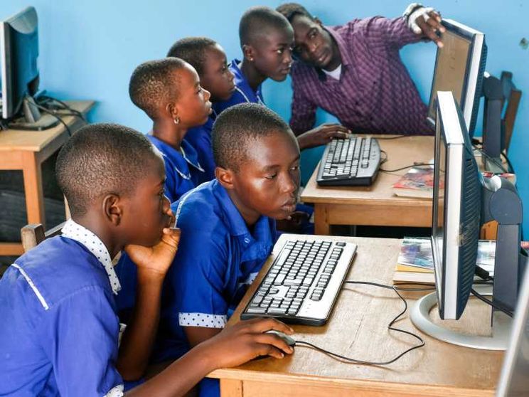 Perché l'Africa è scomparsa nel racconto dei media italiani