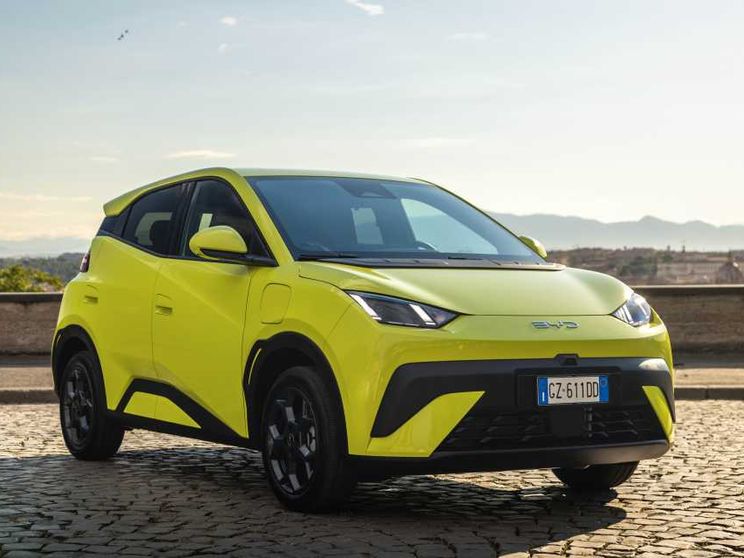 BYD Dolphin Surf, arriva la piccola elettrica da meno di 19.000 euro