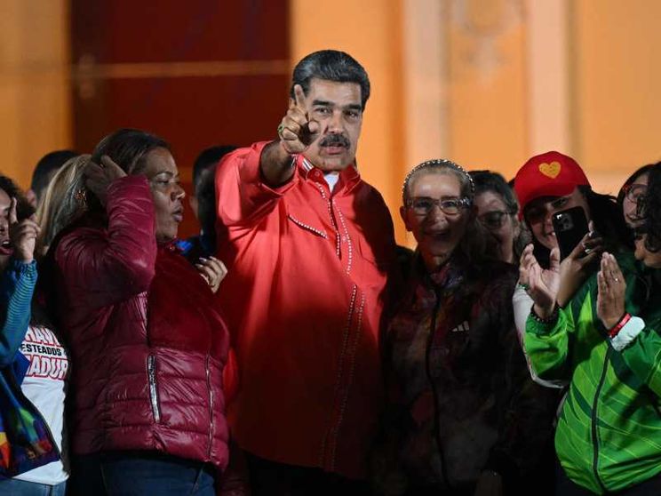 Amministrative senza opposizione: Maduro annuncia la vittoria