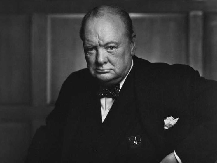 Rubò celebre foto di Churchill, condannato a due anni di carcere