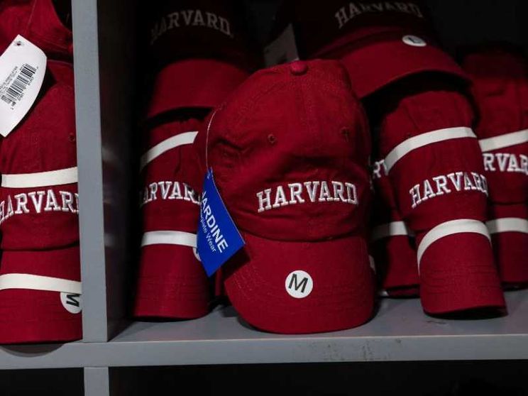 Rubio dichiara guerra ai cervelli cinesi: revocati i visti per gli studenti