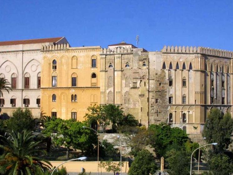 Sicilia, la Regione introduce i concorsi per soli medici “non obiettori”