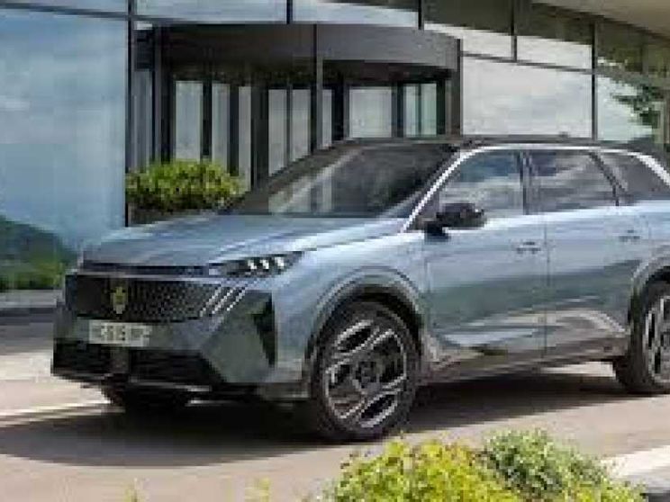 Peugeot E-3008 ed E-5008, due motori (elettrici) sono meglio di uno