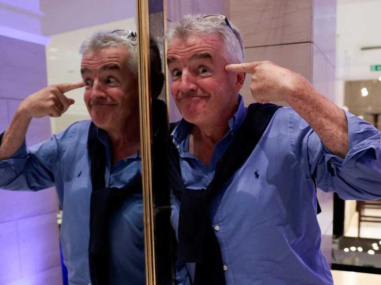 Voli low cost e bonus da 100 milioni, il paradosso di Ryanair