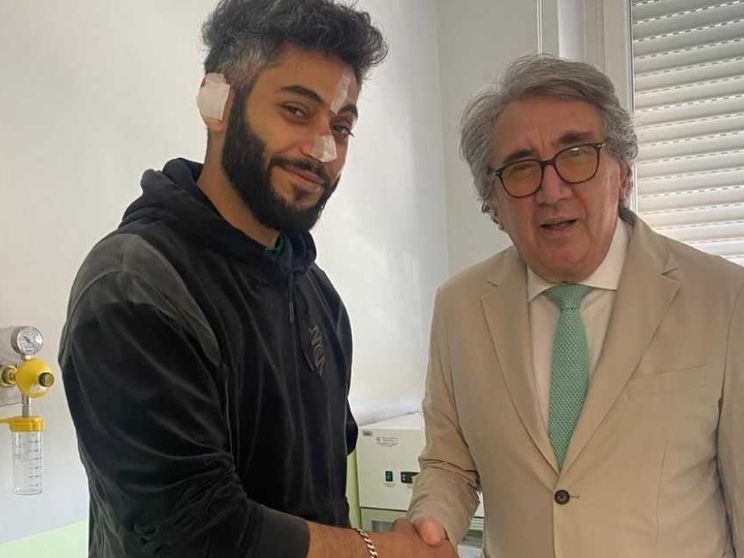 Sfigurato da una granata, Alì ha ritrovato a Roma volto e dignità