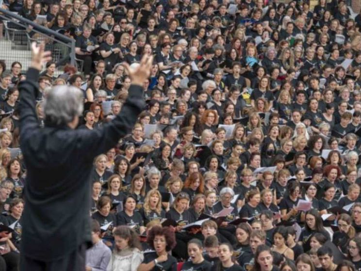 C'è l’anima italiana nelle tremila voci di Riccardo Muti