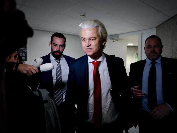 Wilders fa cadere il governo olandese: troppo “molle” sui migranti