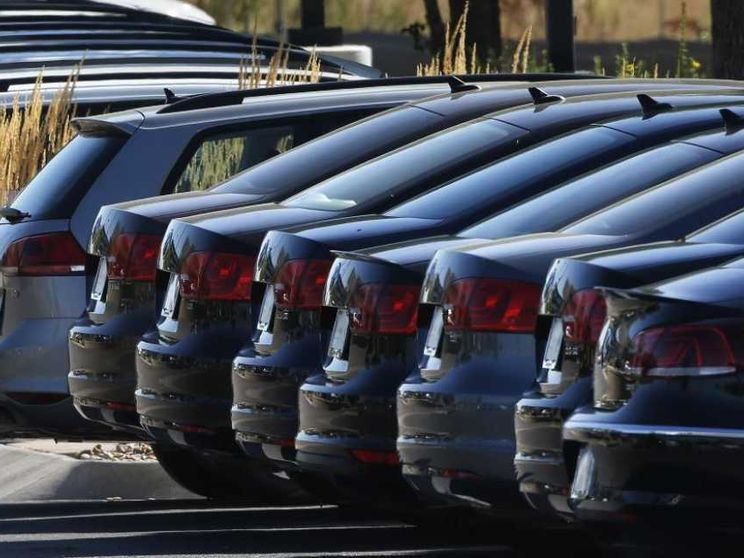 Auto nuove: il mercato pareggia, ma quelle "invendute" lo fanno perdere