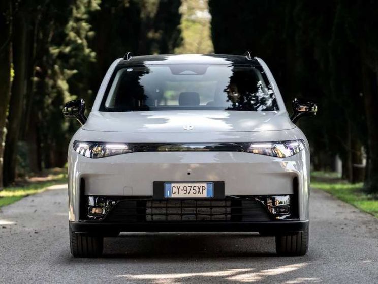 Leapmotor C10, l'elettrica di Stellantis che va a benzina