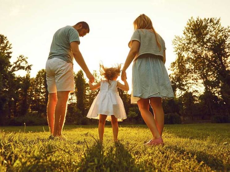 Il Piano nazionale per la famiglia, umile e realista. Ora va realizzato