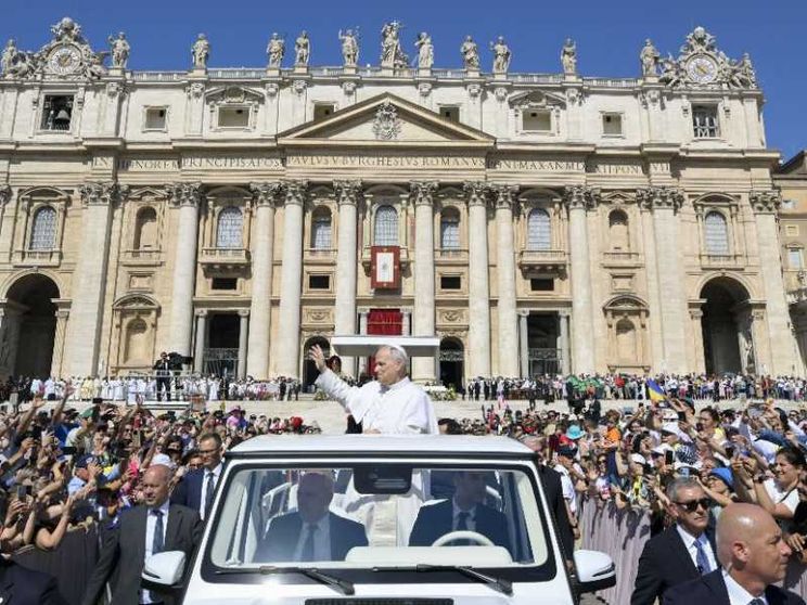 La Pentecoste dei movimenti col Papa. «Insieme per un annuncio di speranza»