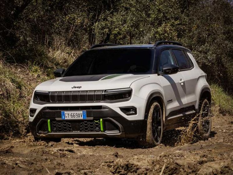 Jeep Avenger 4xe, ecco perchè la trazione integrale ha ancora un senso