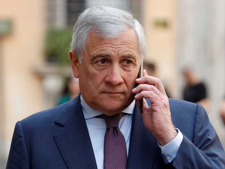Italiani a Guantanamo? Tajani: «Non accadrà, rimpatrieremo gli irregolari»