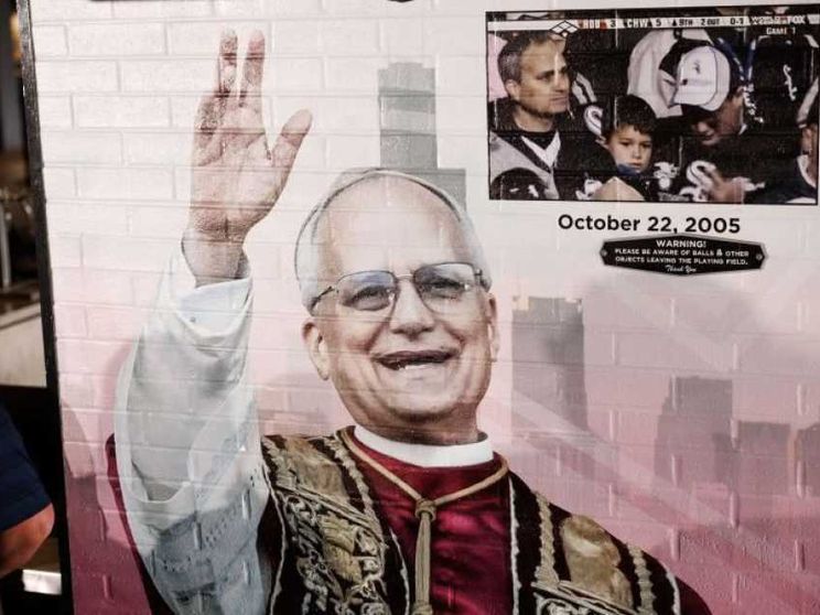 Baseball, fede, t-shirt: è tutto pronto per l'omaggio dei White Sox al Papa