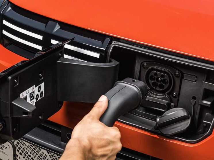 Otto proposte: ecco cosa l'auto elettrica chiede al governo