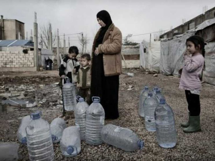 L'emergenza senza fine: sono 122 milioni gli sfollati forzati nel mondo