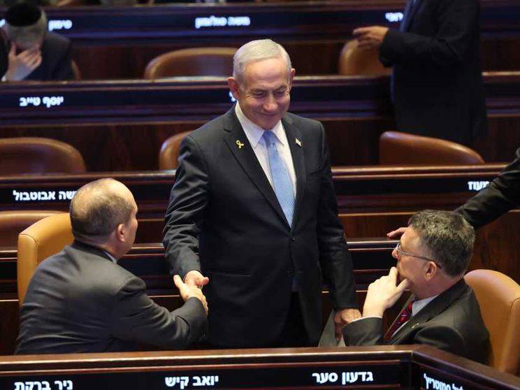 Non passa la sfiducia, Netanyahu si salva. E accelera i piani sull'Iran