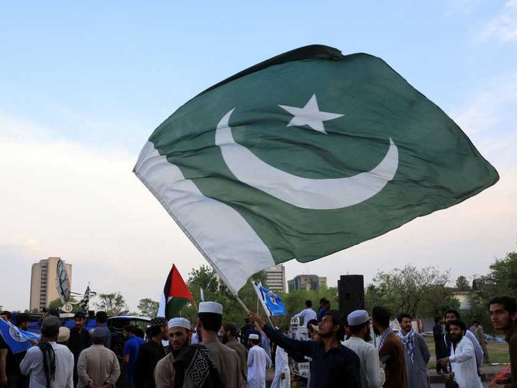 India e Pakistan: divisi dalla povertà, uniti dalla corsa al riarmo