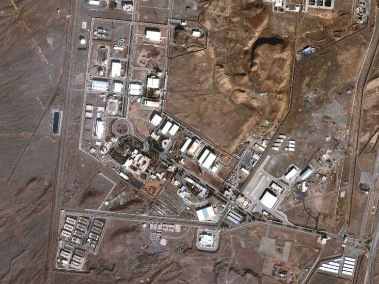 I missili di Israele sull’Iran: è guerra. «Apriremo le porte dell'inferno»