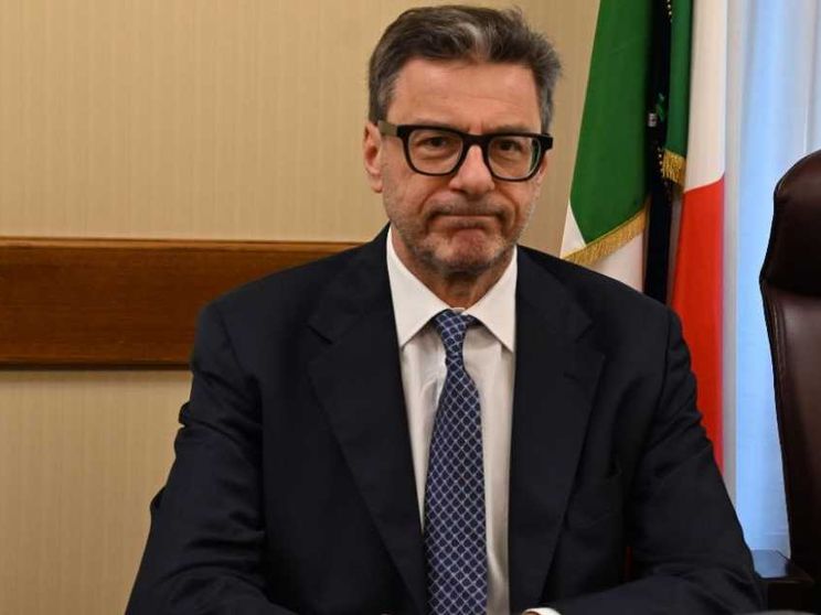 «Spopolamento drammatico, denatalità strutturale». Giorgetti lancia l'allarme