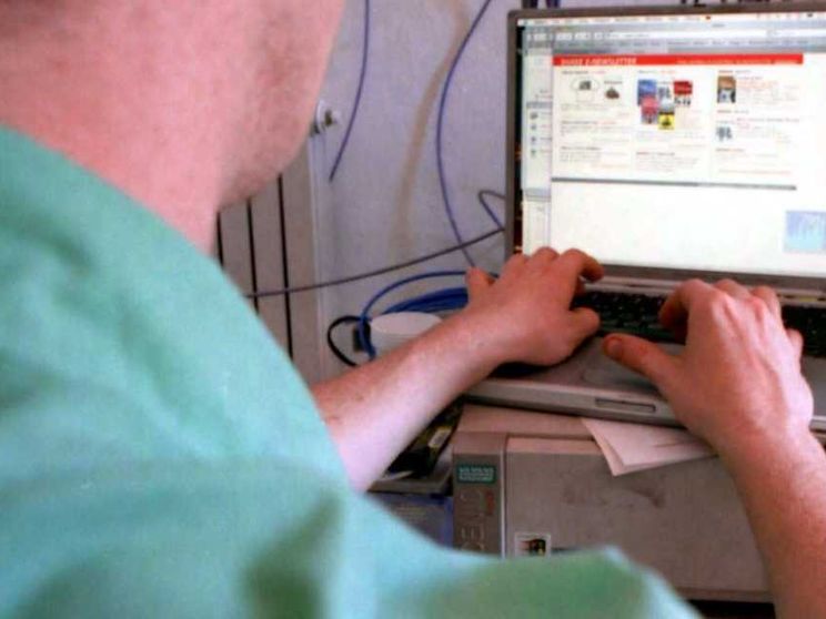 Pirateria tv, un danno da 2 miliardi