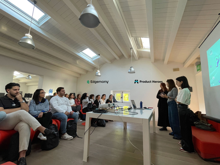 Tra borse di studio e assunzioni