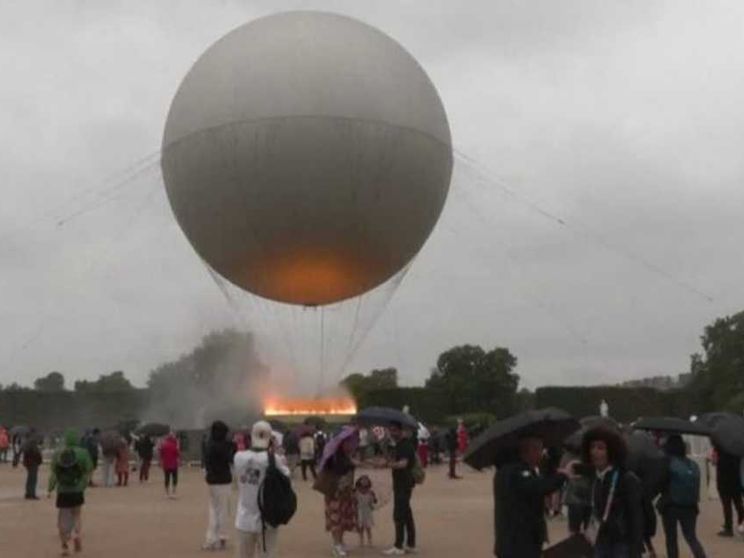 Il braciere torna a Parigi. Diventerà un altro simbolo della Ville Lumière?