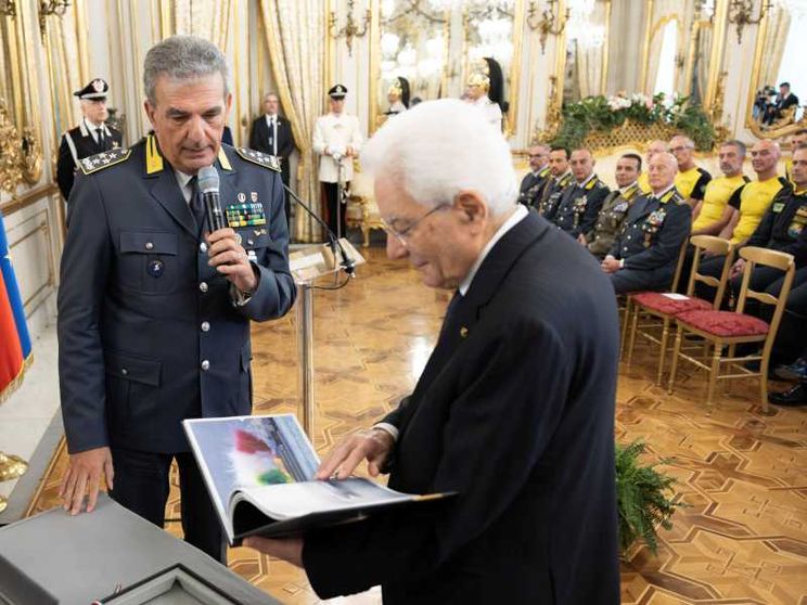Mattarella celebra la Gdf: «Fondamento per tessuto sano dell'economia»