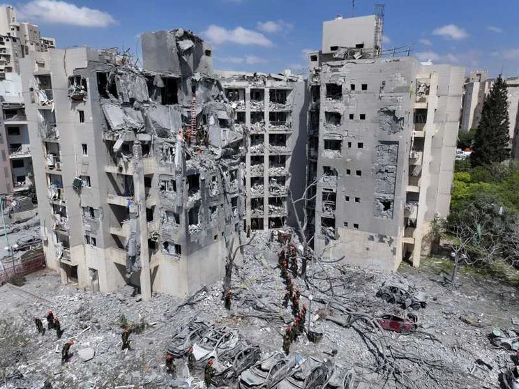 L'ultima alba di guerra sotto i missili è la più lunga per Israele