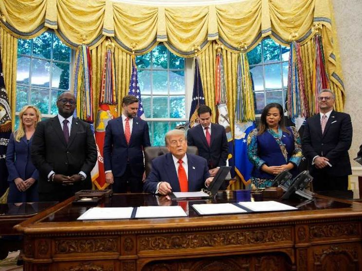 Trump: «Cessate il fuoco a Gaza entro una settimana»