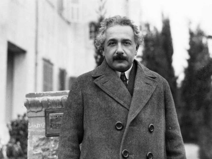 Gabriella Greison: «Racconto l'impronta di Dio nella pace di Einstein»