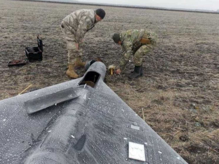 La Russia assolda ragazze africane per produrre droni