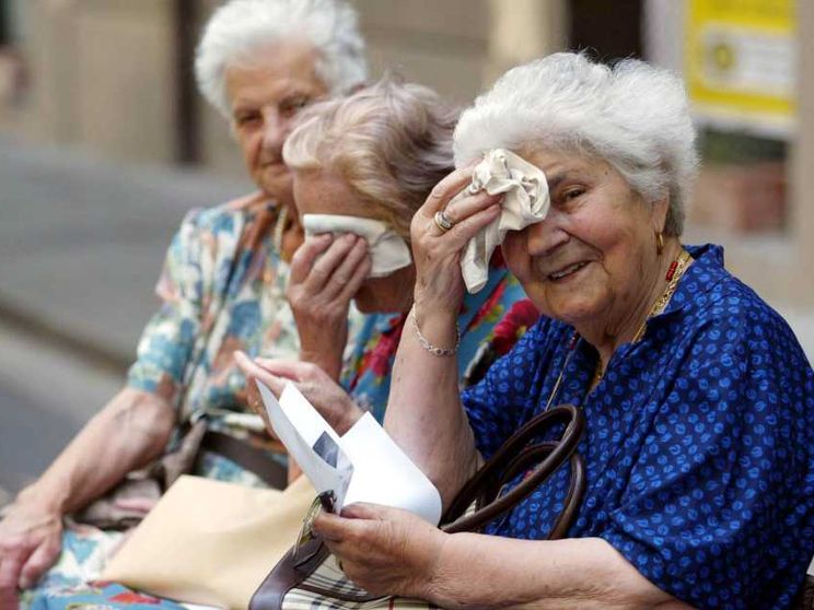 La siesta come diritto civile: il caldo e la linea della palma di Sciascia