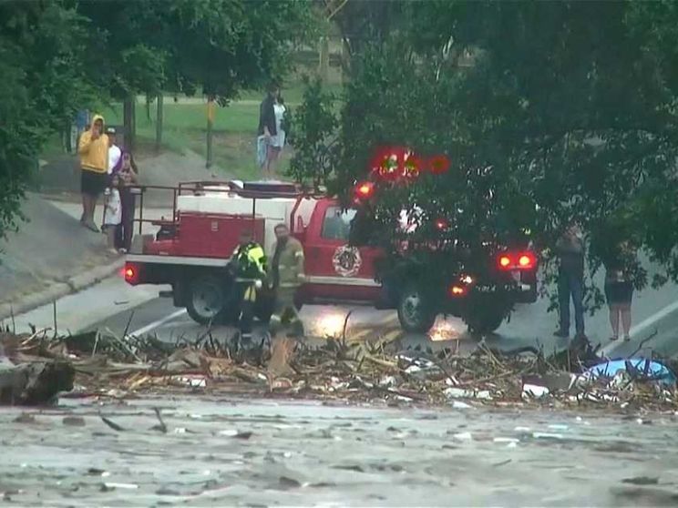 Alluvioni in Texas: 13 morti e 23 dispersi (anche bambini)